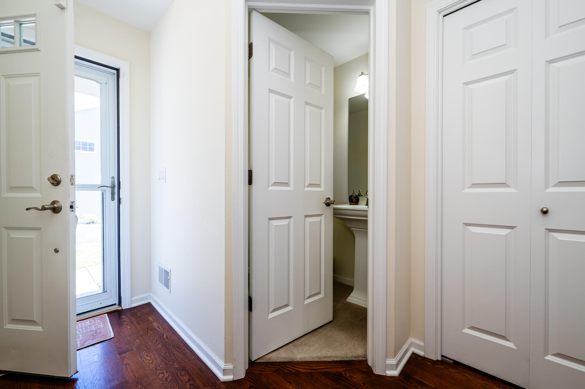 2591 Holiday House Road, Unit 17 St. Joseph, MI 49085 - Photo 5 of 43 Holiday-103