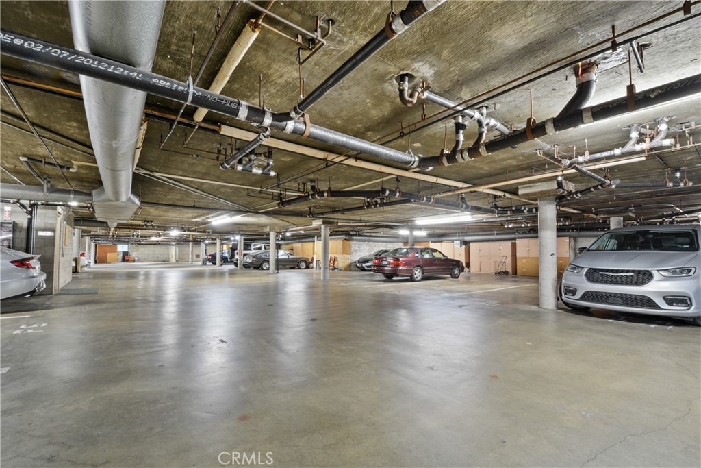 28121 Highridge Road, Unit 402 Rancho Palos Verdes, CA 90275 - Photo 28 of 38 a view of a parking area