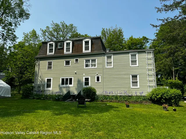 $1,600 | 20 Tannery Brook Road, Unit 6, Woodstock, NY 12498