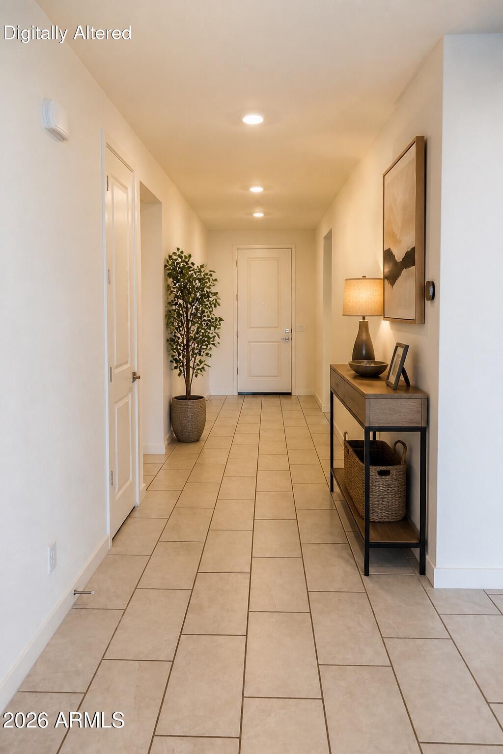 2548 West Grenadine Road Phoenix, AZ 85041 - Photo 7 of 31 Hallway Grenadine