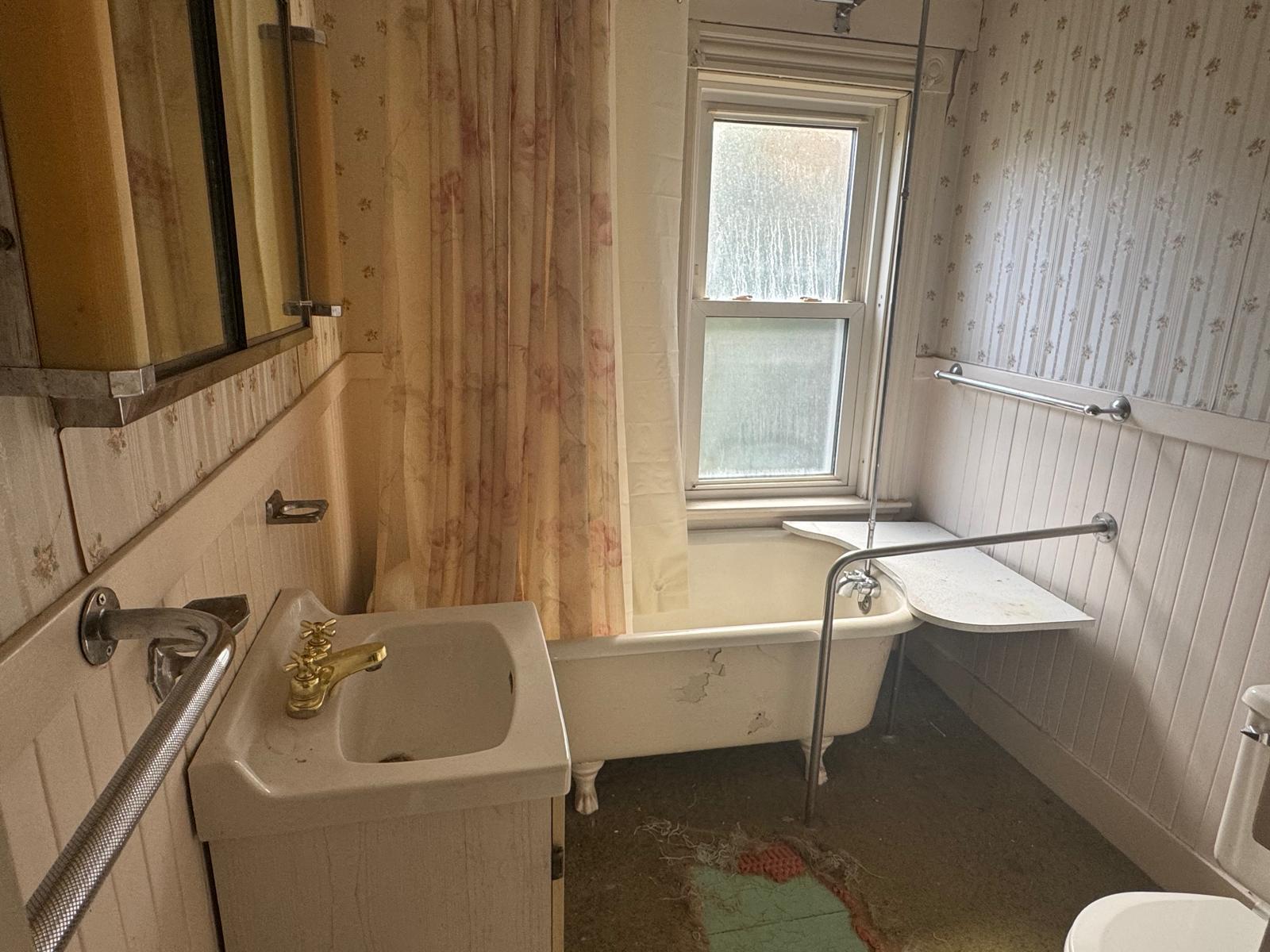 66 Dudley Street Presque Isle, ME 04769 - Photo 16 of 29 Bathroom