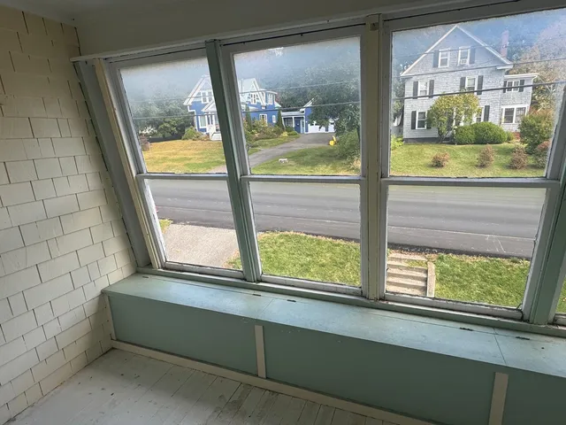 $100,000 | 66 Dudley Street, Presque Isle, ME 04769