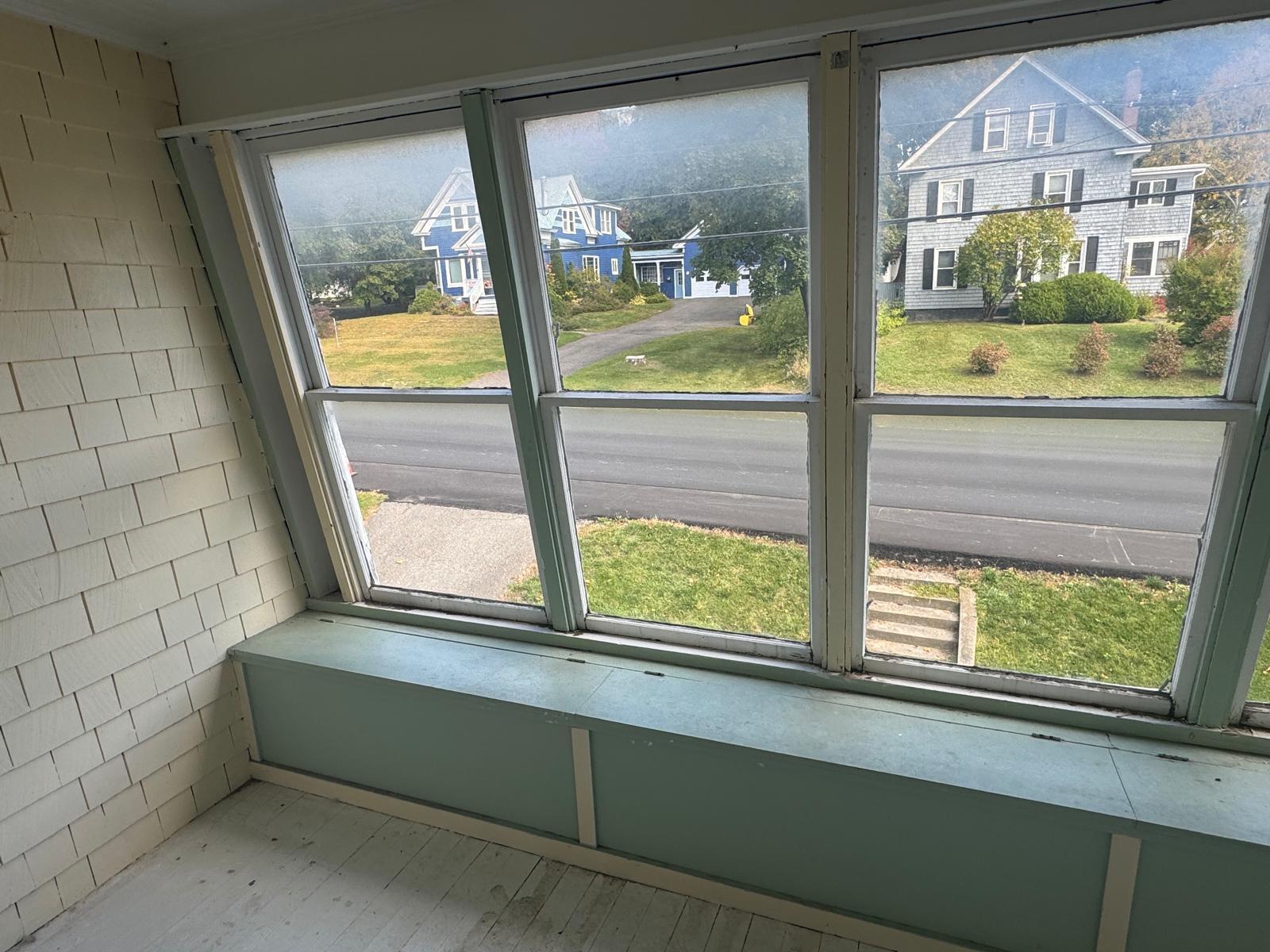 66 Dudley Street Presque Isle, ME 04769 - Photo 18 of 29 Room