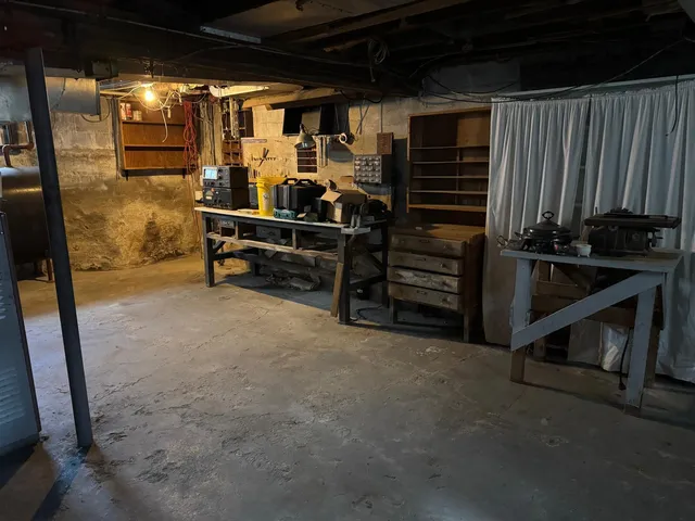 $100,000 | 66 Dudley Street, Presque Isle, ME 04769