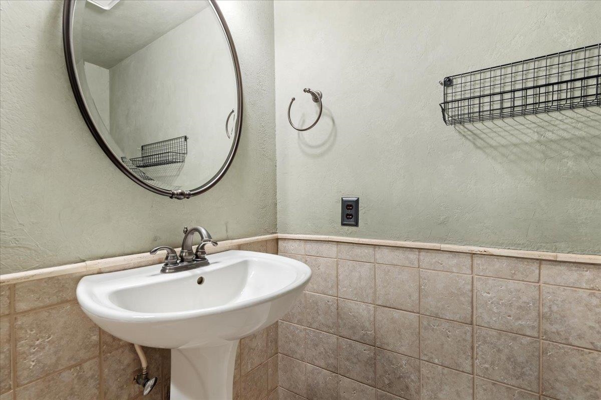 3873 Inverness Common Livermore, CA 94551 - Photo 17 of 35