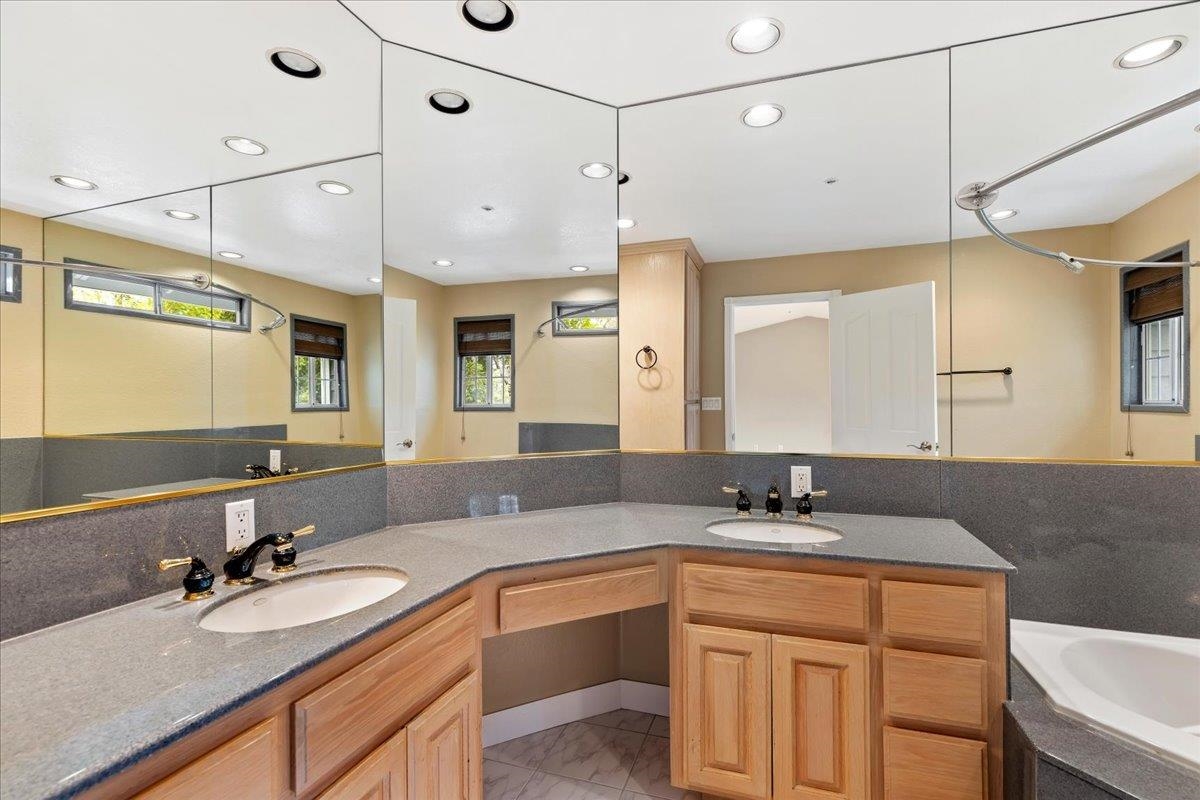 3873 Inverness Common Livermore, CA 94551 - Photo 23 of 35