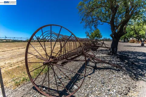 $950,000 | 3873 Inverness Common, Livermore, CA 94551