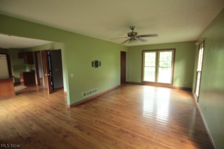 12279 Sheldon Road Mantua, OH 44255 - Photo 8 of 32 Gallery Image 8