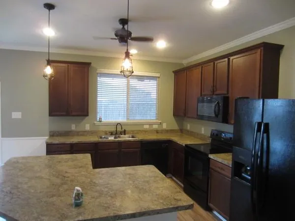 $289,000 | 1227 Eagles Nest Trail, Krum, TX 76249