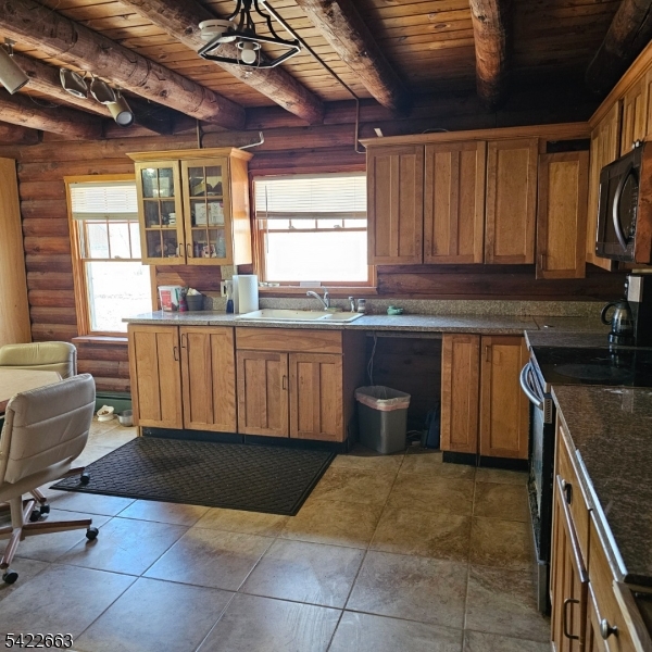 84 Yellow Frame Road Newton, NJ 07860 - Photo 8 of 24