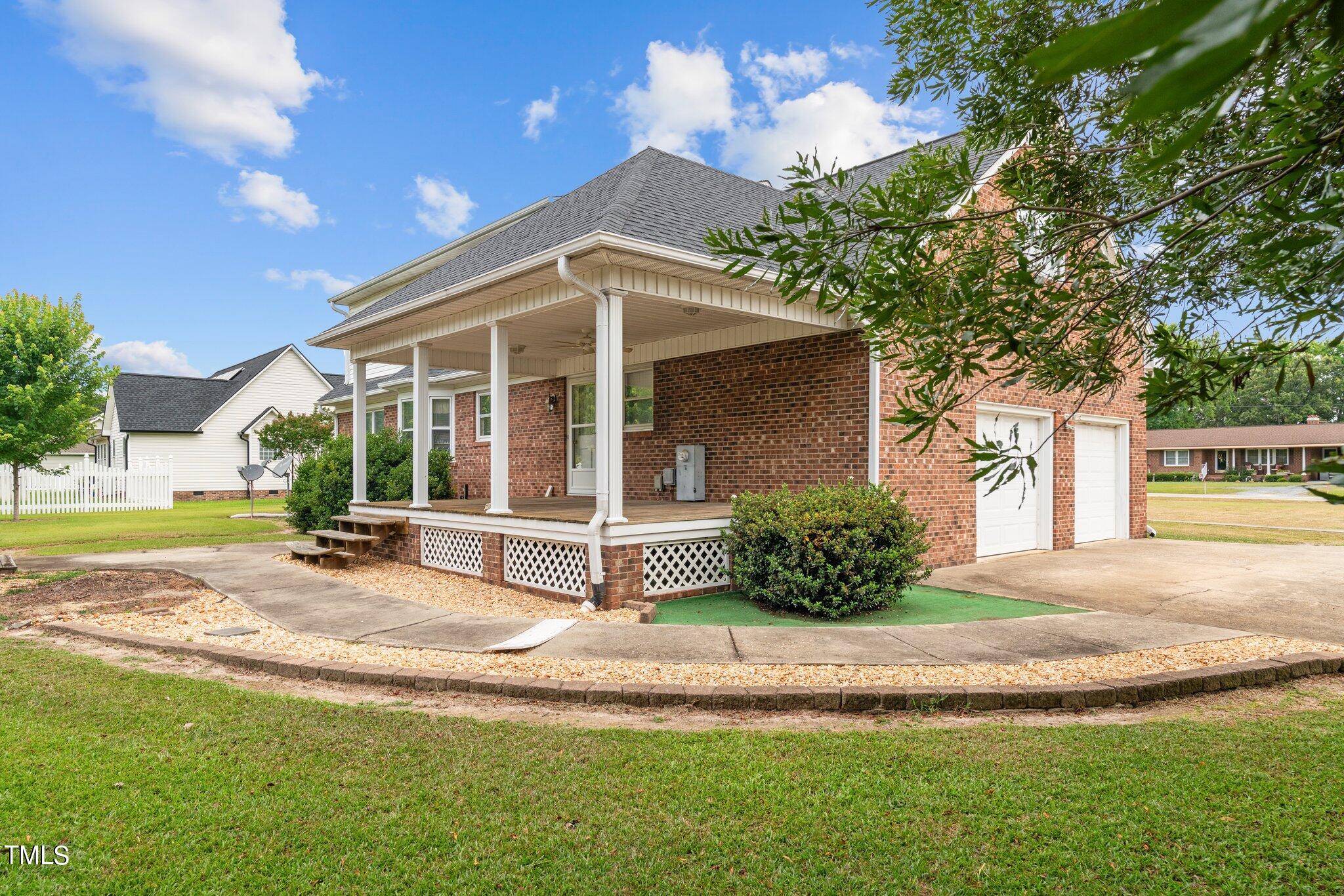 746 Iris Bryant Road Dunn, NC 28334 - Photo 21 of 29 36-web-or-mls-DSC00715