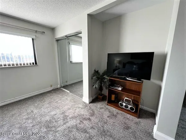 $1,950 | 7101 Ridgewood Avenue, Unit 203, Cape Canaveral, FL 32920
