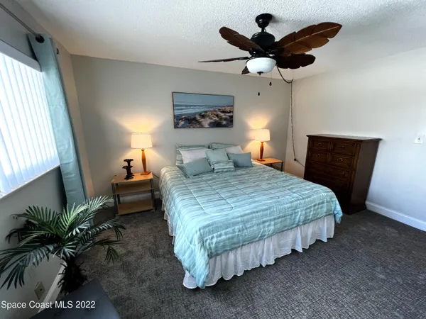 $1,950 | 7101 Ridgewood Avenue, Unit 203, Cape Canaveral, FL 32920