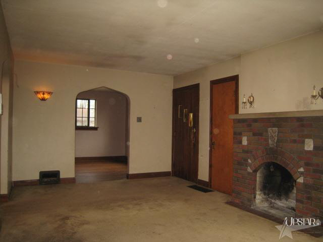 1717 Reckeweg Road Fort Wayne, IN 46804 - Photo 2 of 18 Gallery Image 2
