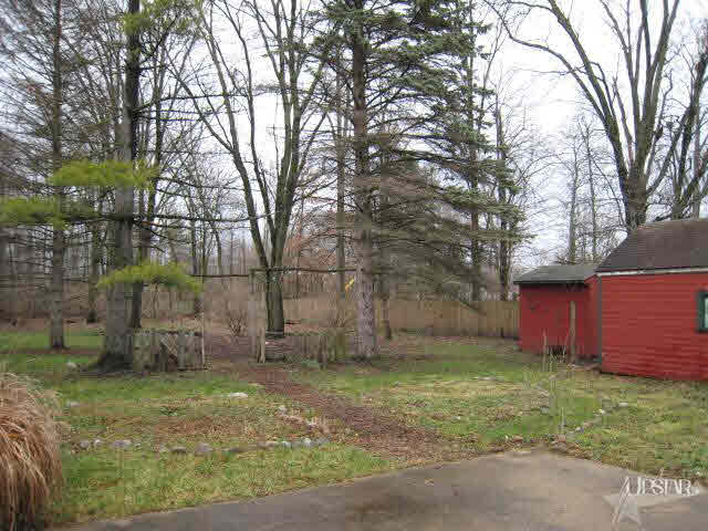 1717 Reckeweg Road Fort Wayne, IN 46804 - Photo 15 of 18 Gallery Image 15