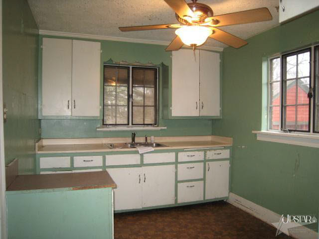 1717 Reckeweg Road Fort Wayne, IN 46804 - Photo 3 of 18 Gallery Image 3