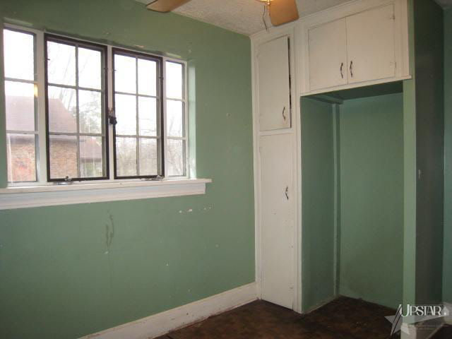 1717 Reckeweg Road Fort Wayne, IN 46804 - Photo 7 of 18 Gallery Image 7