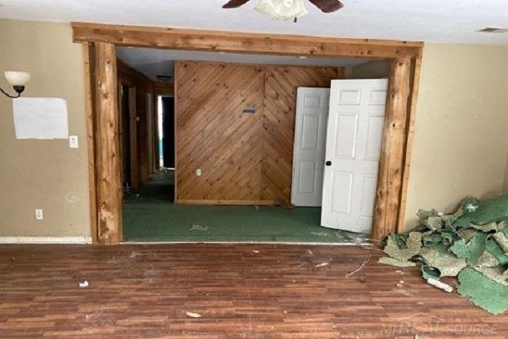 2815 West Burt Road Montrose, MI 48457 - Photo 7 of 20 50003758-6.JPG