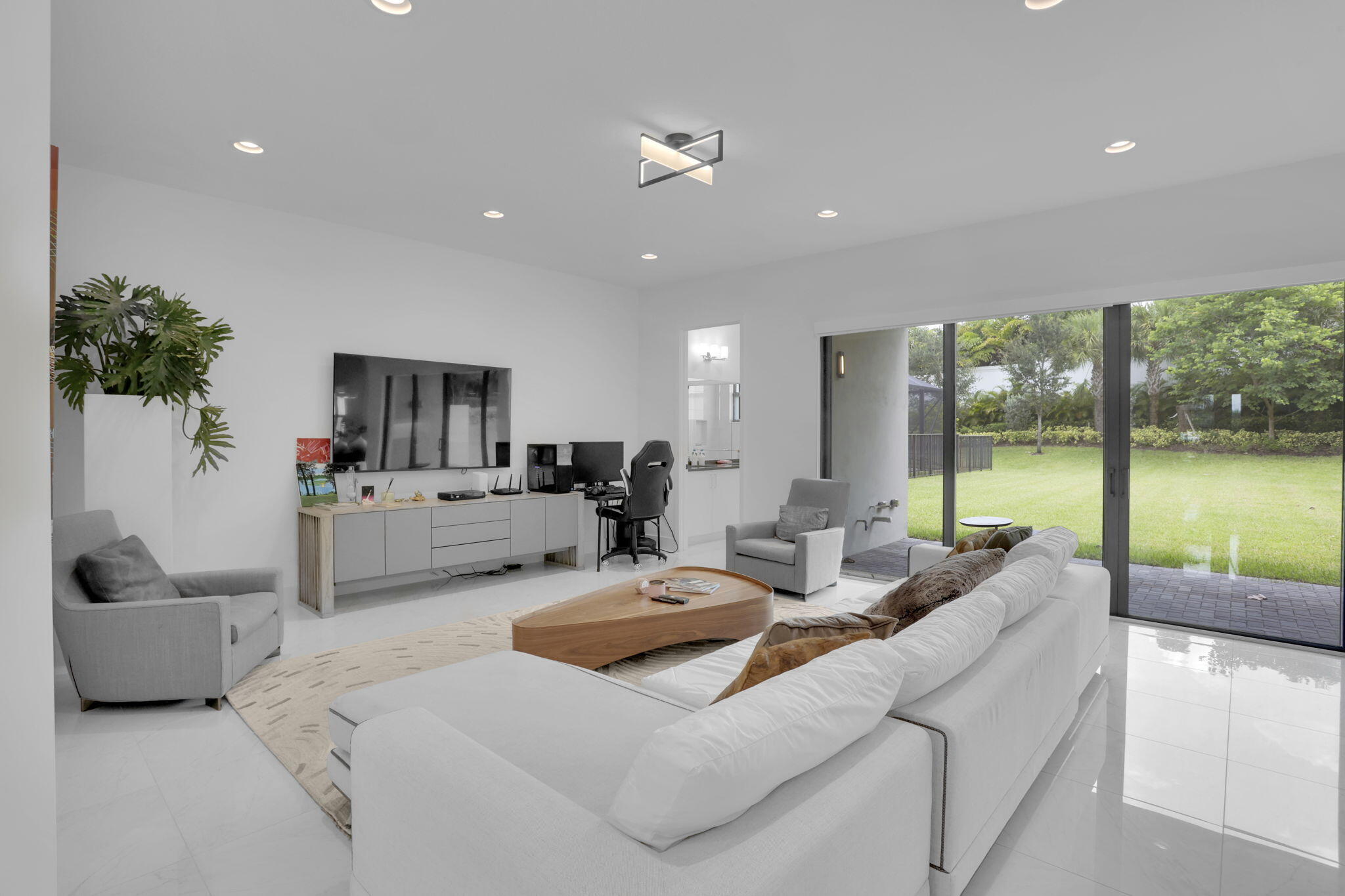 8115 Laurel Falls Drive Boca Raton, FL 33496 - Photo 12 of 73 23-web-or-mls-0E2A4154