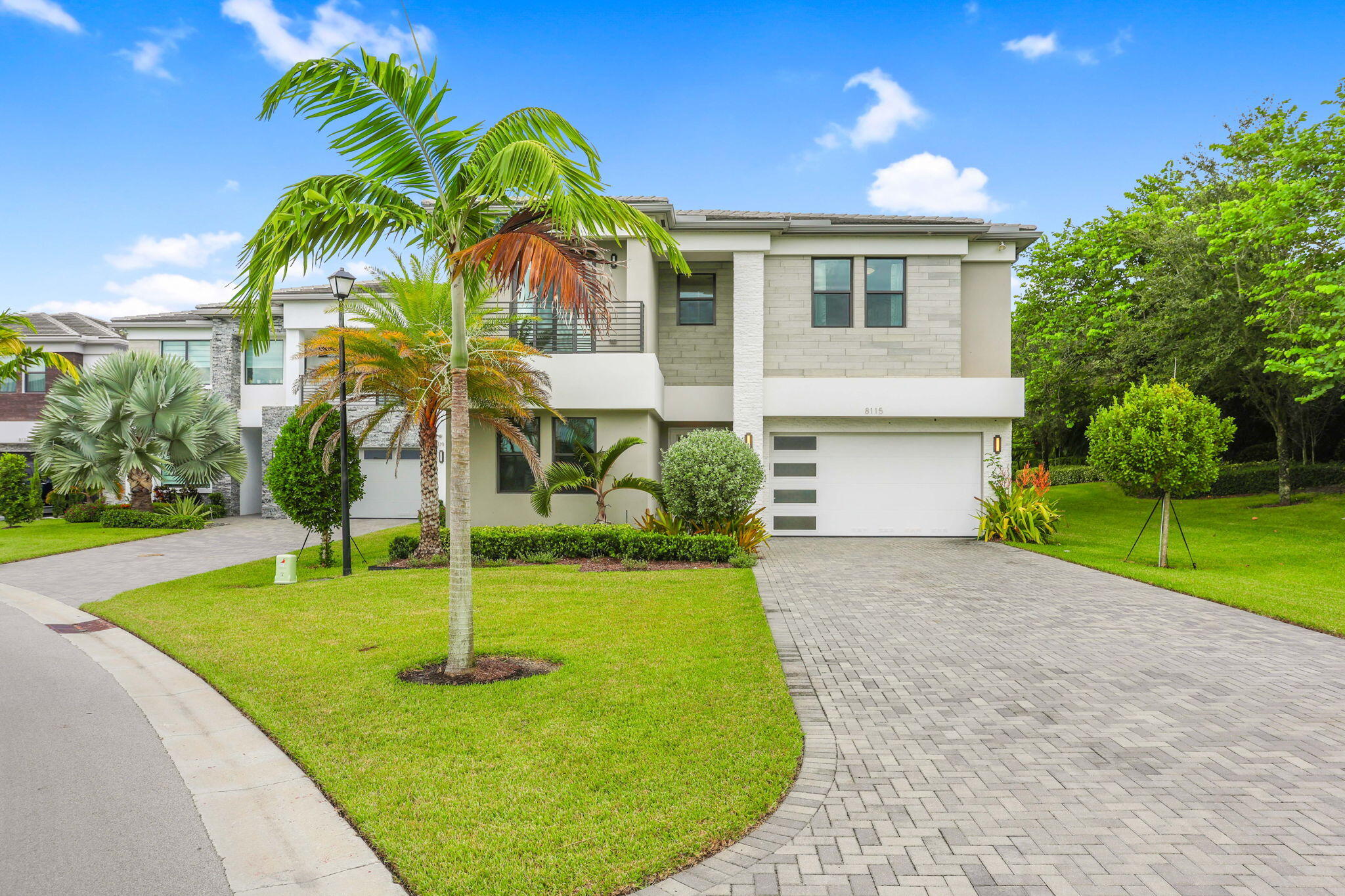 8115 Laurel Falls Drive Boca Raton, FL 33496 - Photo 4 of 73 12-web-or-mls-0E2A4099 (1)