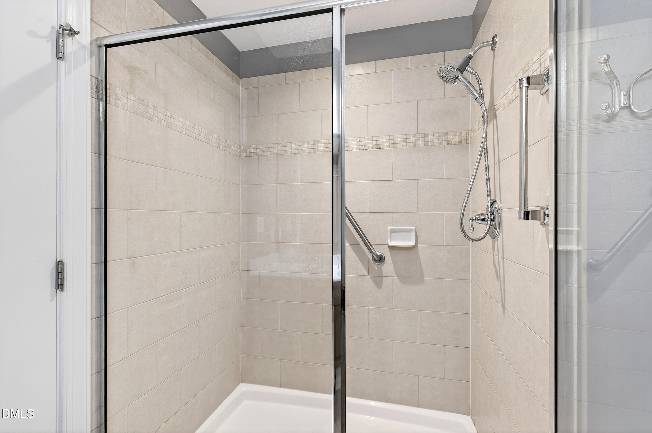 340 Allister Drive, Unit 201 Raleigh, NC 27609 - Photo 21 of 45 Allister Unit 201 (49)