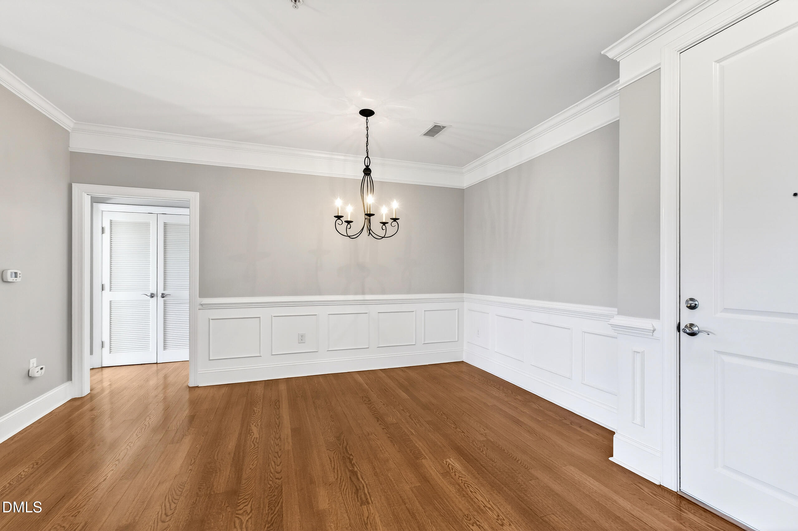 340 Allister Drive, Unit 201 Raleigh, NC 27609 - Photo 8 of 45 Allister Unit 201 (31)