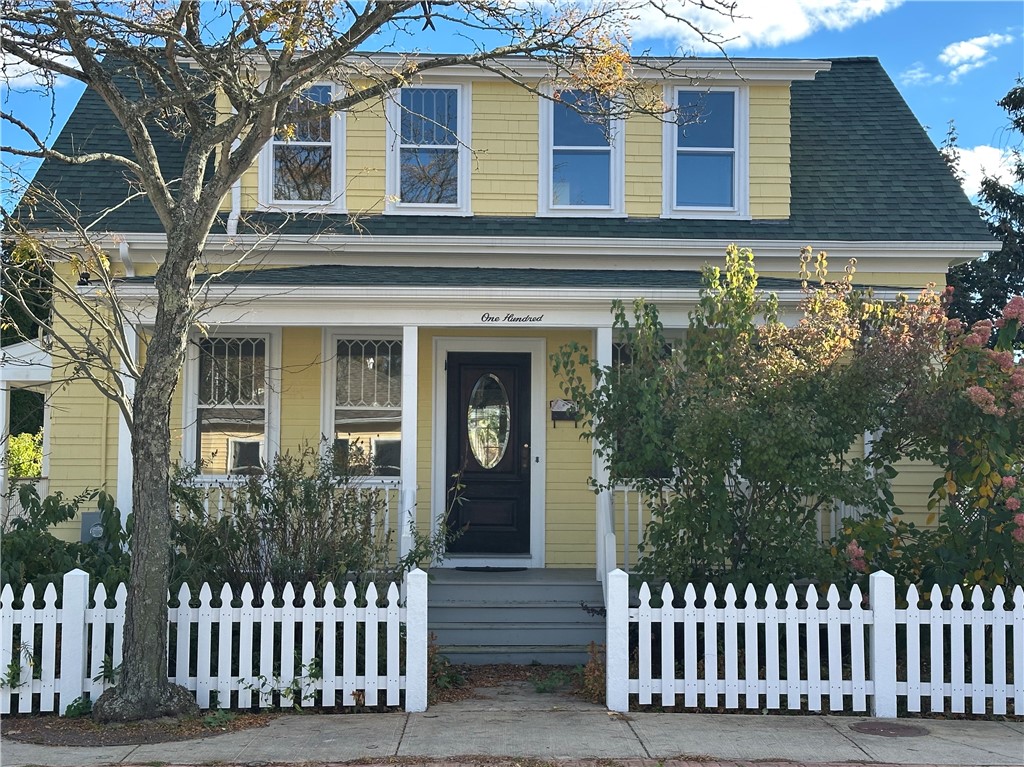 100 Maple Avenue Barrington, RI 02806 - Photo 1 of 23