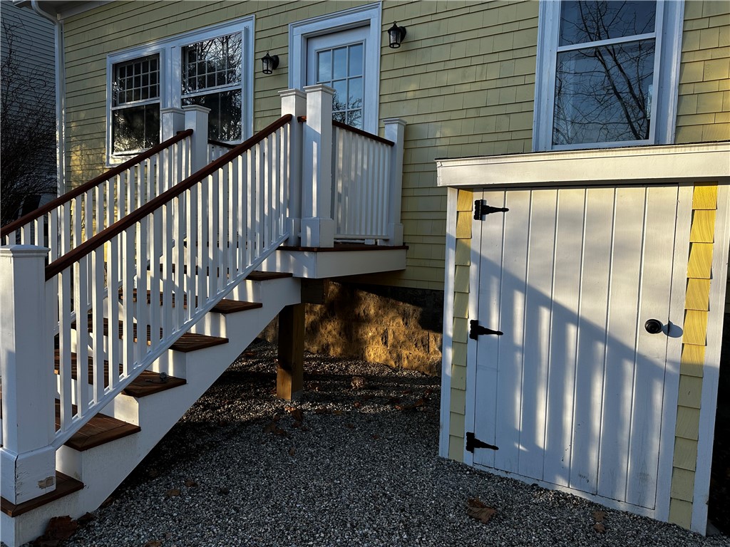 100 Maple Avenue Barrington, RI 02806 - Photo 21 of 23