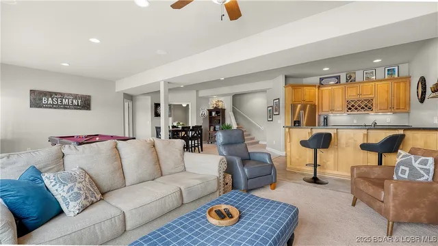 $1,275,000 | 15 Pointe Court, Lake Ozark, MO 65049