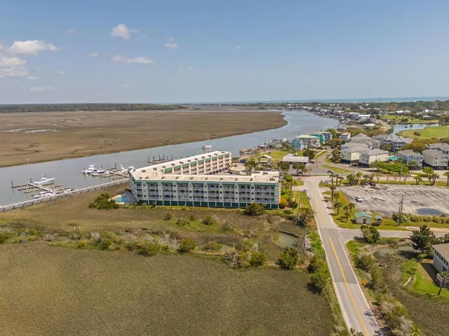 $535,000 | 116 Bay Creek Villa, Edisto Beach, SC 29438