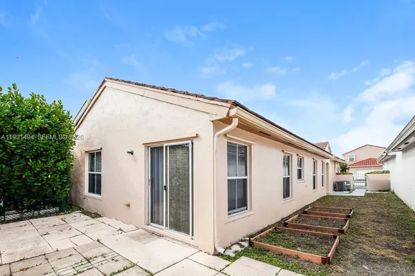 $3,145 | Dimensions North at Chapel, Pembroke Pines, FL 33029