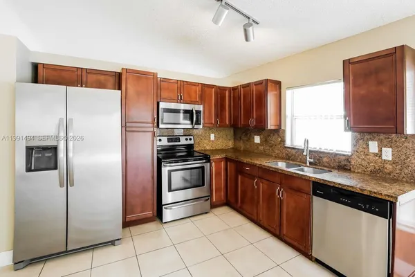 $3,145 | Dimensions North at Chapel, Pembroke Pines, FL 33029