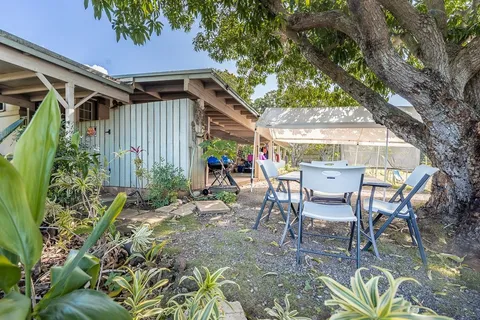 $1,850,000 | 168 Hana Highway, Paia, HI 96779