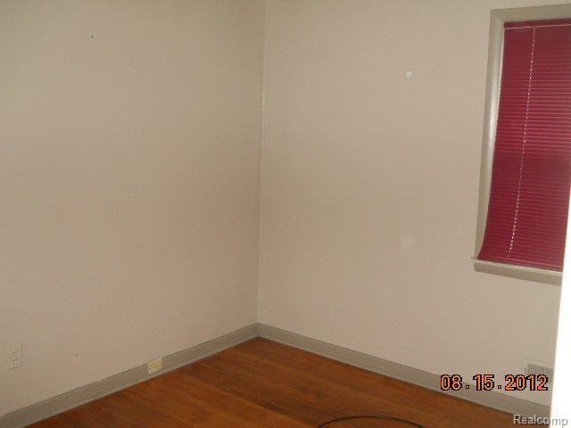 26498 Morley Street Inkster, MI 48141 - Photo 5 of 11 bedroom 2.JPG