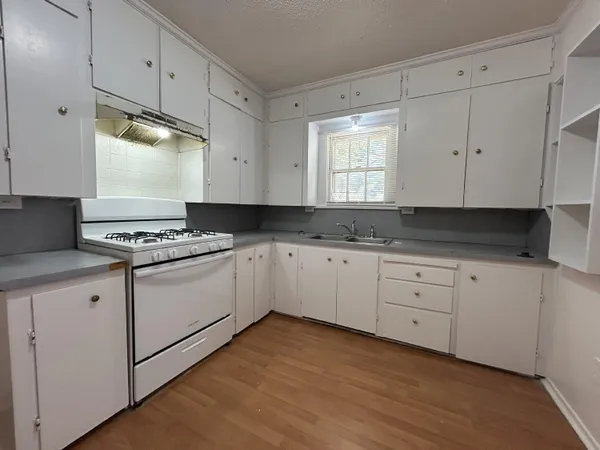$825 | 2211 26th Street, Lubbock, TX 79411