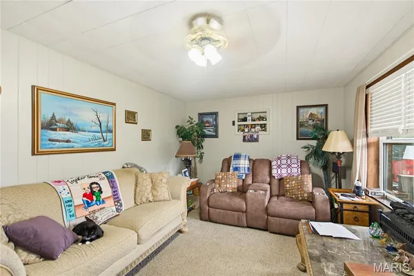 $675,000 | 60863 Highway 21, Ellington, MO 63638