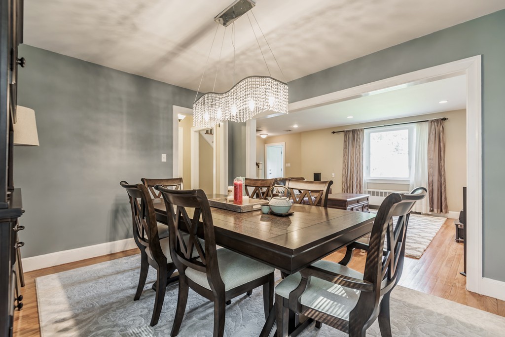 2 Castle Heights Road Andover, MA 01810 - Photo 5 of 21 Gallery Image 5