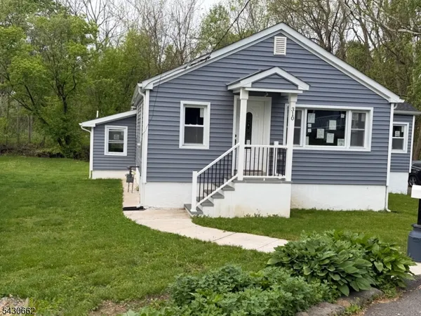 $289,900 | 310 6th Street, Belvidere, NJ 07823