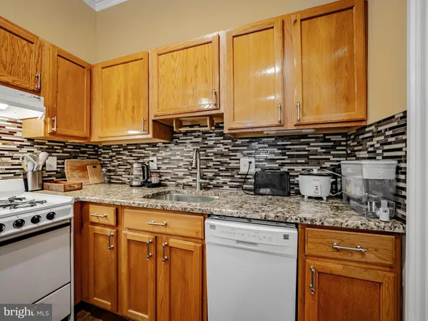 $215,000 | 265 South 9th Street, Unit 1F, Philadelphia, PA 19107