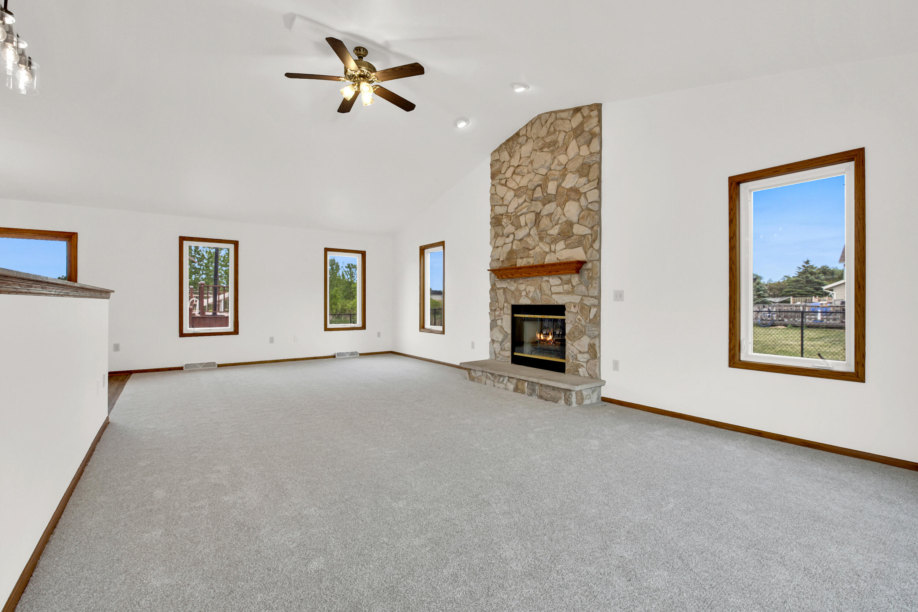 3800 East Elm Road Oak Creek, WI 53154 - Photo 8 of 28 3800 e elm rd-8