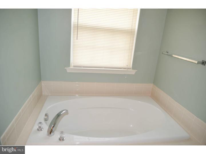 17 Howard Street Carneys Point, NJ 08069 - Photo 18 of 25 Gallery Image 18