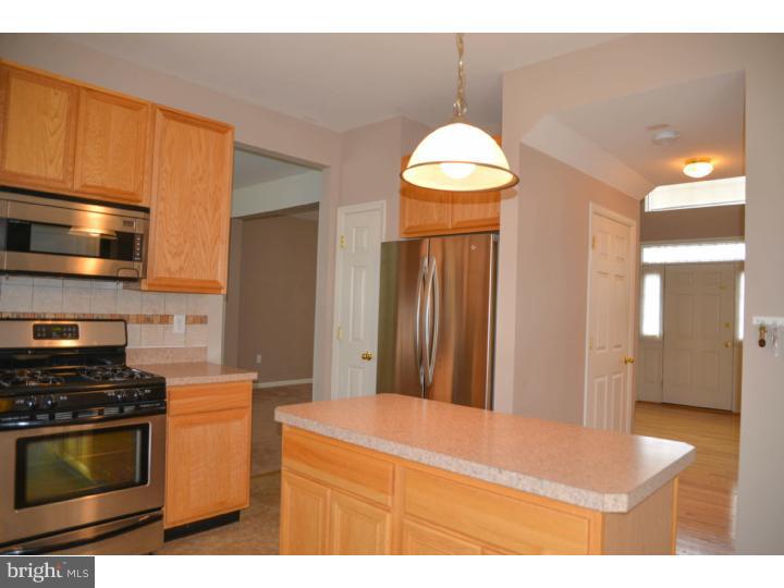 17 Howard Street Carneys Point, NJ 08069 - Photo 5 of 25 Gallery Image 5