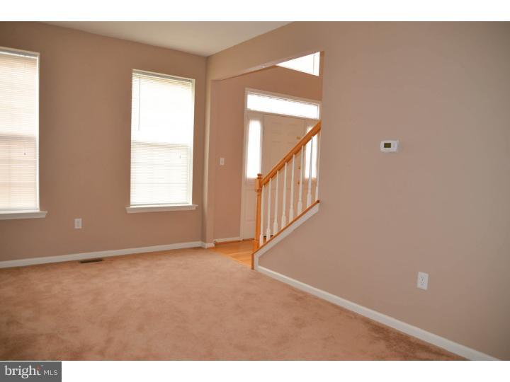 17 Howard Street Carneys Point, NJ 08069 - Photo 9 of 25 Gallery Image 9