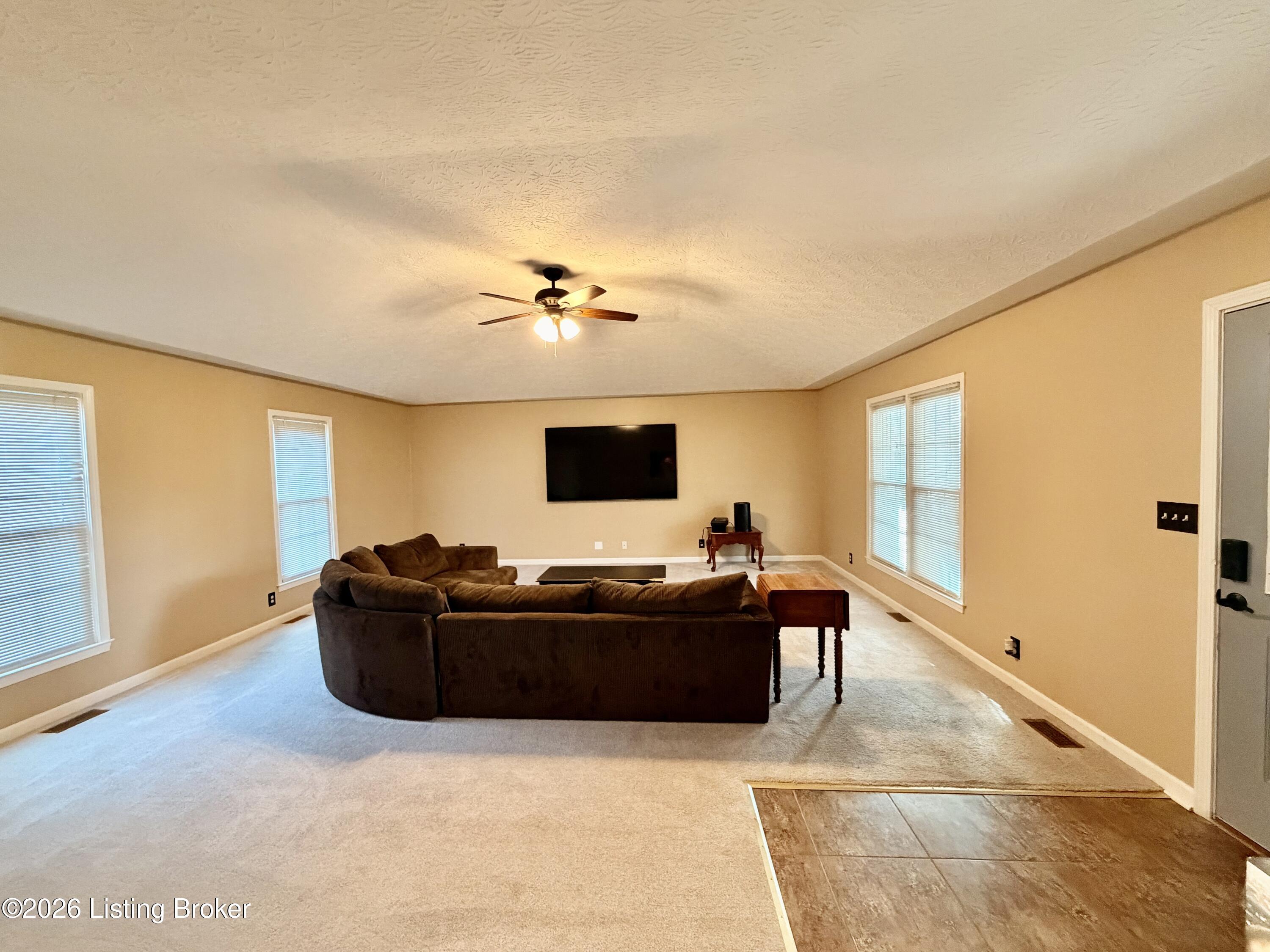 3706 Modesto Road Jeffersontown, KY 40299 - Photo 47 of 52 55 Family Room