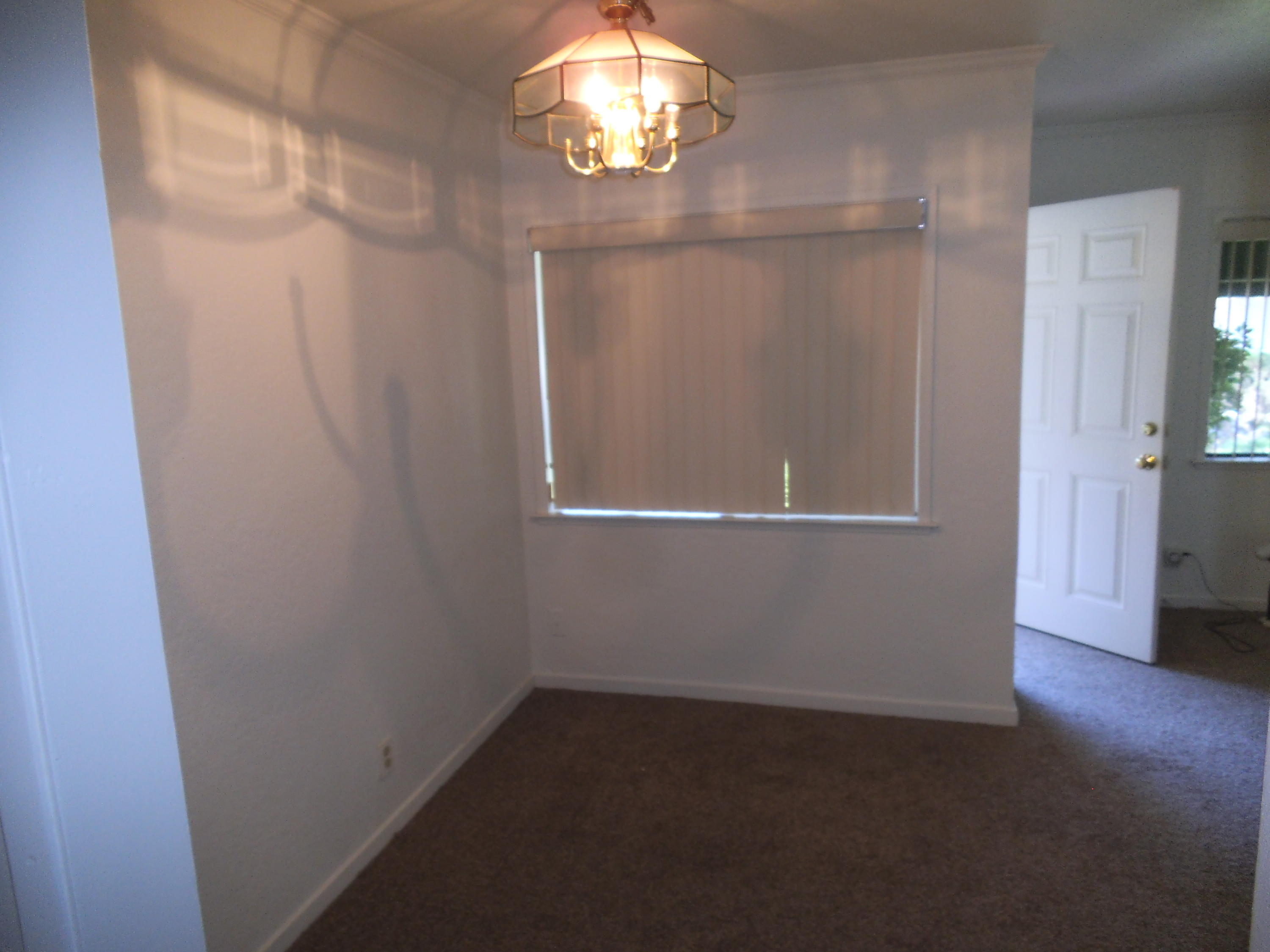 3607 Ricardo Avenue Redding, CA 96002 - Photo 5 of 20 a view of small space