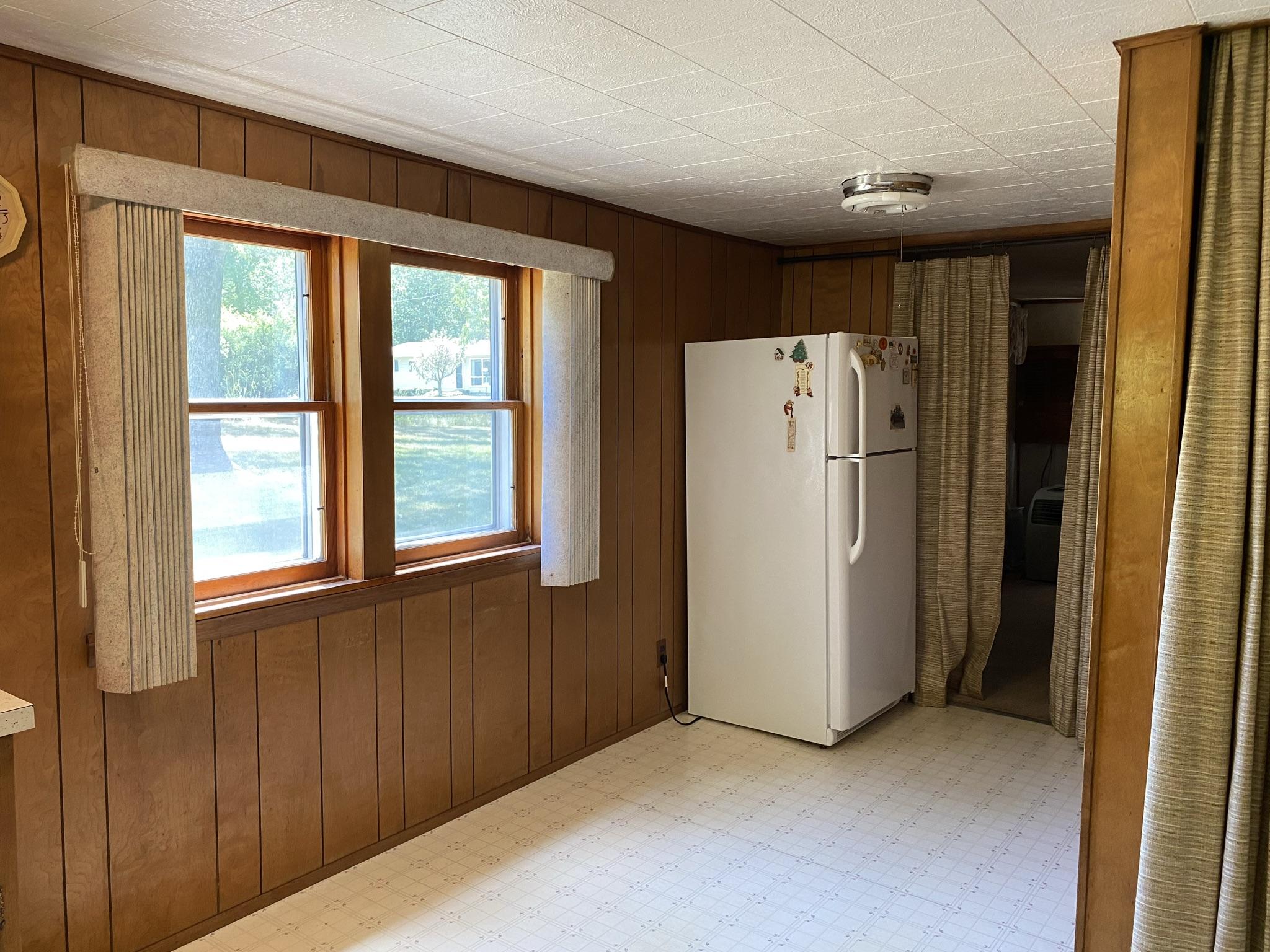 8240 Johnson Road Belding, MI 48809 - Photo 10 of 31 Dining Area