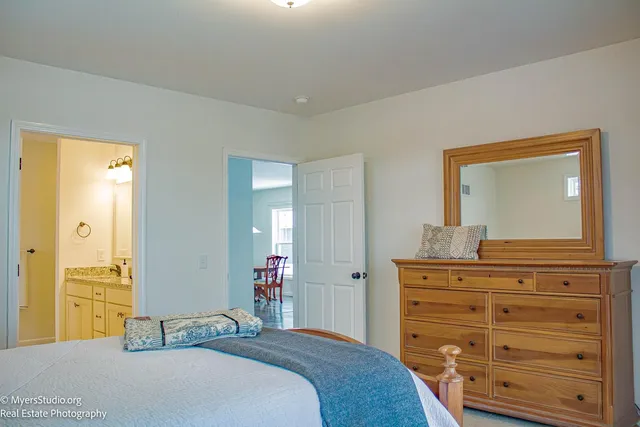 $599,900 | 7177 Longview Court, Delton, MI 49046