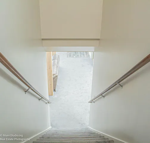 $599,900 | 7177 Longview Court, Delton, MI 49046