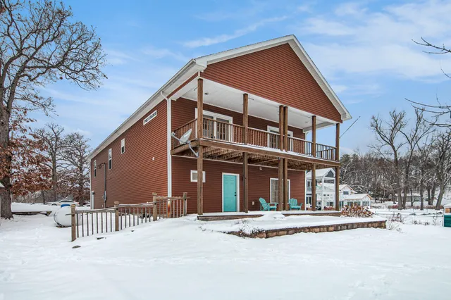 $599,900 | 7177 Longview Court, Delton, MI 49046