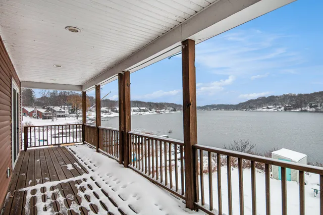 $599,900 | 7177 Longview Court, Delton, MI 49046